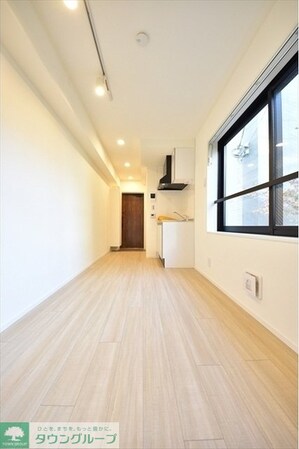 ファーヴァル代々木上原の物件内観写真